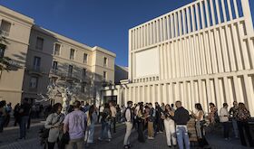 Museo Helga de Alvear programa visitas comentadas y actividades por el Da de los Museos
