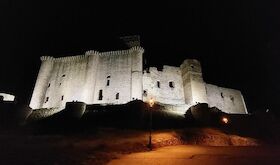 El Castillo de Belvs de Monroy cuenta con una nueva iluminacin artstica